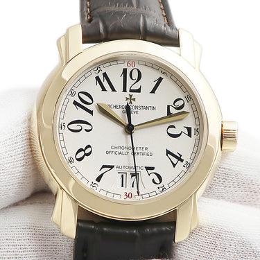 腕時計 ヴァシュロン・コンスタンタン VACHERON CONSTANTIN マルタ ラージカレンダー 42015/000J-8904 自動巻き メンズ K18YG無垢 アイボリー