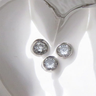 ティファニー Tiffany & Co センチメンタル ハート ドット 3Pダイヤモンド ペンダント ホワイトゴールド K18WG ダイヤモンド ネックレス K18WG ホワイトゴールド