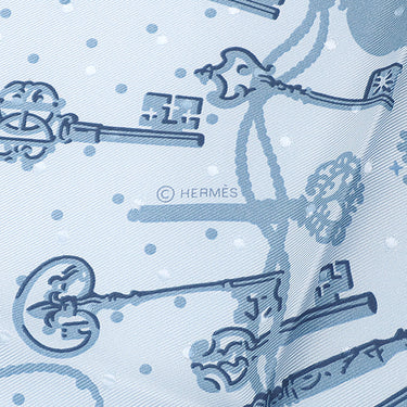エルメス HERMES カレ55 CARRE ブルーシエル×ブルージーン シルク スカーフ 【LES CLES BANDANA/レ クレ バンダナ】