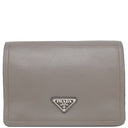 プラダ PRADA トライアングルロゴ 1BD296 グレー レザー ショルダーバッグ シルバー金具 斜め掛け