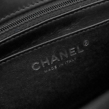シャネル CHANEL シェブロン 2.55 20 ブラック レザー ショルダーバッグ シルバー金具 黒 Wチェーン Vステッチ
