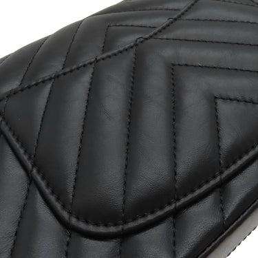 シャネル CHANEL シェブロン 2.55 20 ブラック レザー ショルダーバッグ シルバー金具 黒 Wチェーン Vステッチ