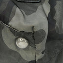 プラダ PRADA 迷彩柄 三角ロゴプレート VA0883 カーキ×ブラック ナイロン トートバッグ シルバー金具 黒 緑 カモフラ柄