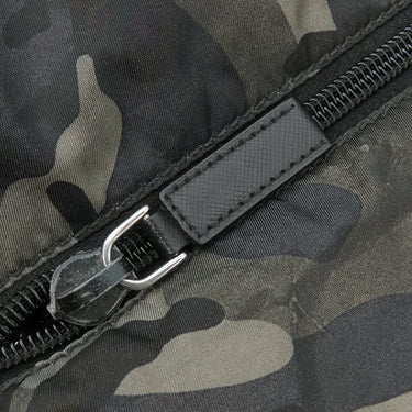 プラダ PRADA 迷彩柄 三角ロゴプレート VA0883 カーキ×ブラック ナイロン トートバッグ シルバー金具 黒 緑 カモフラ柄