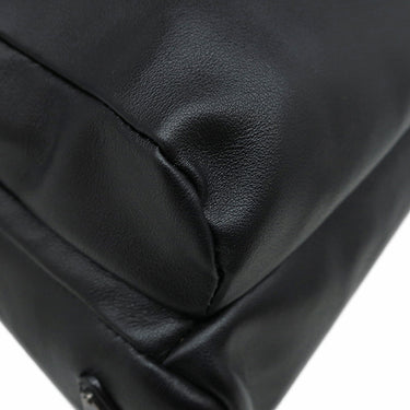 プラダ PRADA レザー クロスボディ ブラック レザー ボディバッグ マットブラック金具 黒 三角ロゴ