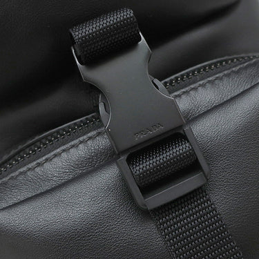 プラダ PRADA レザー クロスボディ ブラック レザー ボディバッグ マットブラック金具 黒 三角ロゴ