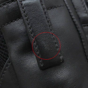 プラダ PRADA レザー クロスボディ ブラック レザー ボディバッグ マットブラック金具 黒 三角ロゴ