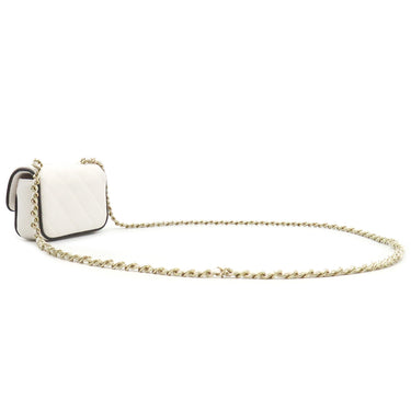 シャネル CHANEL マトラッセ ミニ チェーン クラッチ AP4512  ホワイト ラムスキン ショルダーバッグ シャンパンゴールド金具 白