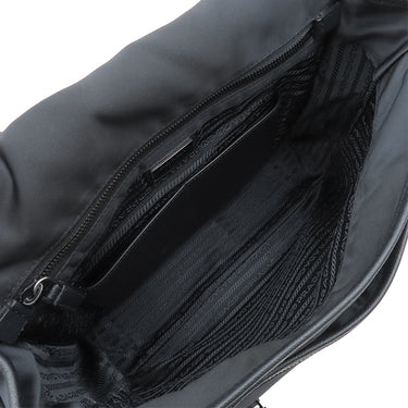 プラダ PRADA ロゴ メッセンジャーバッグ 2VD768 ネイビー ナイロン ショルダーバッグ シルバー金具 紺 三角ロゴ