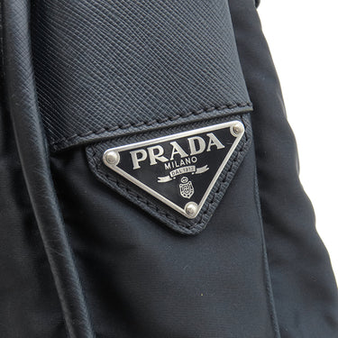 プラダ PRADA ロゴ メッセンジャーバッグ 2VD768 ネイビー ナイロン ショルダーバッグ シルバー金具 紺 三角ロゴ