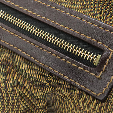 フェンディ FENDI ズッカ ブラウン×ダークブラウン キャンバス レザー ショルダーバッグ ゴールド金具 茶 FF 肩掛け