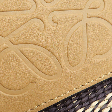 ロエベ LOEWE スクエアバスケット スモール ベージュ×ブラック ラフィア レザー トートバッグ シルバー金具 黒 かごバッグ