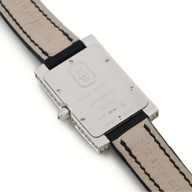 腕時計 ハリーウィンストン Harry Winston アヴェニュー クラシック AVEQHM21WW231 クオーツ レディース K18WG 純正ダイヤ シェル