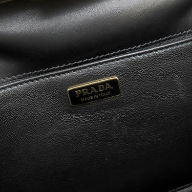 プラダ PRADA ライトフレームバッグ 1BC046 NERO サフィアーノレザー シティカーフ ショルダーバッグ ゴールド金具 黒 メタルロゴ SAFFIANO CITY C