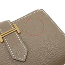 エルメス HERMES ベアン コンビネ エトゥープ シェーブル 三つ折り財布 ゴールド金具 グレージュ