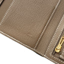 エルメス HERMES ベアン コンビネ エトゥープ シェーブル 三つ折り財布 ゴールド金具 グレージュ