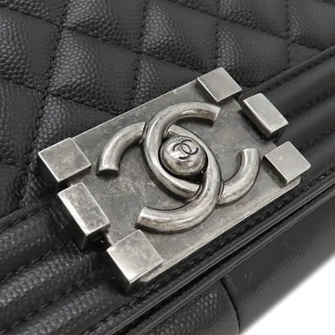 シャネル CHANEL ボーイシャネル A67086  ブラック キャビアスキン ショルダーバッグ シルバー金具 黒 チェーンショルダー