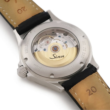 腕時計 ジン SINN 556 オリーブグリーン 556.GREEN 自動巻き メンズ ラウンド オートマチック シースルーバック 3針 限定