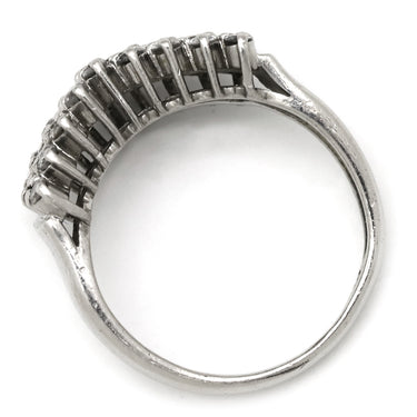 ノンブランド NON BRAND ダイヤリング プラチナシルバー Pt900 ダイヤモンド リング 指輪 V字 Vライン 8号