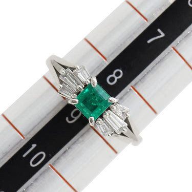 ノンブランド NON BRAND エメラルド ダイヤモンド リング プラチナシルバー Pt900 エメラルド ダイヤモンド リング 指輪 グリーン 緑 8.5号