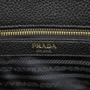 プラダ PRADA メタルロゴ 1BE066 NERO レザー ショルダーバッグ ゴールド金具 黒 VITELLO PHENIX
