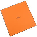 エルメス HERMES カレ90 CARRE レッド×グリーン×マルチカラー シルク スカーフ 【SPACE SHOPPING AU FAUBOURG/フォーブールでのスペースショッピング】