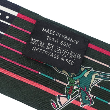 エルメス HERMES ツイリー ヴェールフォンセ×ローズヴィフ×ブラック シルク スカーフ 【PANI LA SHAR PAWNEE/パウニー族の首長】