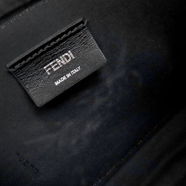 フェンディ FENDI スクエアFF カメラケース オーガナイザー 7M0357AFF2F0GXN ネロ×パラディオ レザー FFファブリック ショルダーバッグ シルバー金具 黒 ズッカ柄 FFメタル