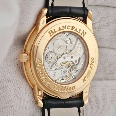 腕時計 ブランパン BLANCPAIN ニュークラシック ウルトラスリム 2021-3630-55 手巻き メンズ K18PG無垢 ブラック 黒 限定