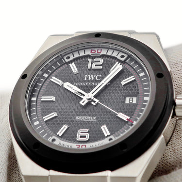 腕時計 IWC IWC インヂュニア オートマチック IW323401 自動巻き メンズ ブラック デイト シースルーバック