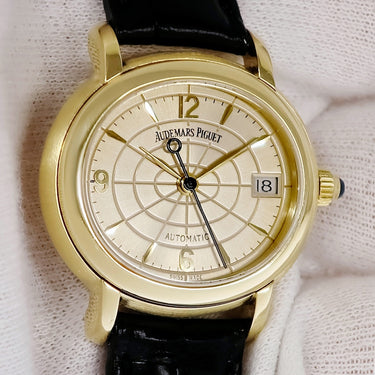 腕時計 オーデマピゲ AUDEMARS PIGUET ミレネリー 77161BA.O.0001CR 自動巻き レディース OH済 K18YG無垢 楕円形 デイト アラビア バー