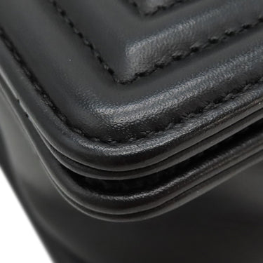 シャネル CHANEL ボーイシャネル A67086 ブラック レザー ショルダーバッグ ヴィンテージ金具 黒 シェブロン チェーンショルダー