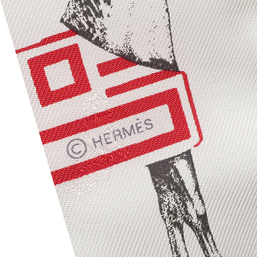 エルメス HERMES ツイリー ホワイト×マルチカラー シルク スカーフ 【GARDE ROBE POP/ガルドローブポップ】