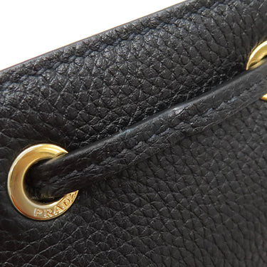 プラダ PRADA メタルロゴ 2WAY 1BE072 NERO レザー 2WAYバッグ ゴールド金具 黒 ショルダー 巾着