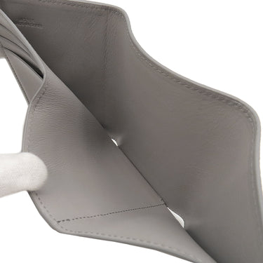 ロエベ LOEWE アナグラム バーティカル ウォレット C812S33X01 グレー ペブルグレインカーフ 三つ折り財布 シルバー金具 小銭入れ 札入れ コンパクトウォレット