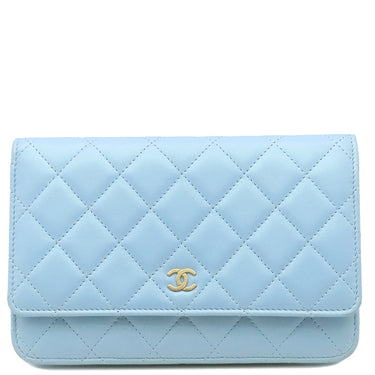 シャネル CHANEL マトラッセ AP0250 ライトブルー ラムスキン チェーンウォレット ゴールド金具 水色 メタリック チェーンショルダー