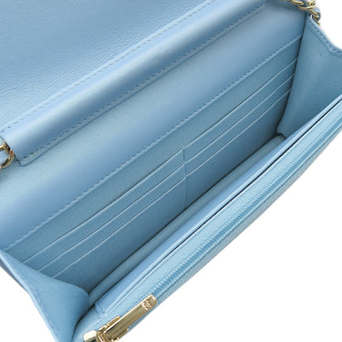 シャネル CHANEL マトラッセ AP0250 ライトブルー ラムスキン チェーンウォレット ゴールド金具 水色 メタリック チェーンショルダー