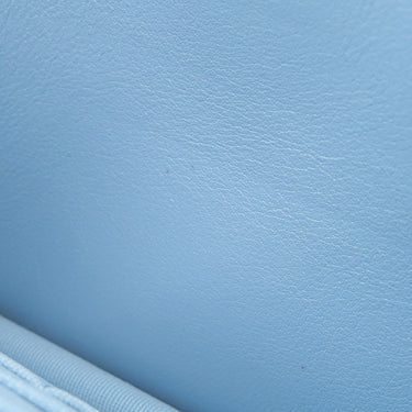 シャネル CHANEL マトラッセ AP0250 ライトブルー ラムスキン チェーンウォレット ゴールド金具 水色 メタリック チェーンショルダー