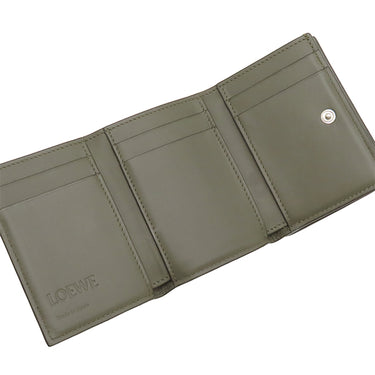 ロエベ LOEWE トライフォールド ウォレット C565TR2X04 カーキグリーン サテンカーフ 三つ折り財布 シルバー金具 小銭入れ 札入れ コンパクト