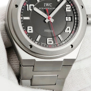 腕時計 IWC IWC インヂュニア AMG IW322702 自動巻き メンズ OH済 AMG コラボ ブラック 黒 耐磁 チタン デイト