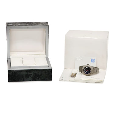 腕時計 IWC IWC インヂュニア AMG IW322702 自動巻き メンズ OH済 AMG コラボ ブラック 黒 耐磁 チタン デイト