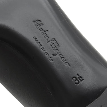 サルヴァトーレ・フェラガモ Salvatore Ferragamo ヴァラ リボン ブラック レザー 3 1/2 パンプス ブラック金具 黒