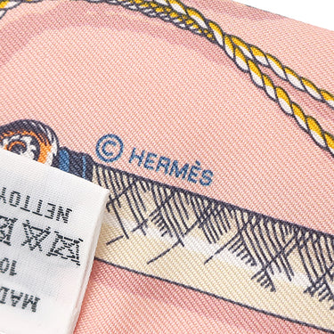 エルメス HERMES ツイリー ローズ プードル×ジョーヌ シルク スカーフ 【CAVALCADES/騎馬行進】