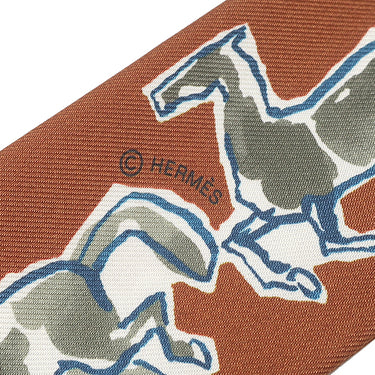 エルメス HERMES ツイリー キャラメル×カーキ×ホワイト シルク スカーフ 【CHEVAUX EN LIBERTE/自由の馬】