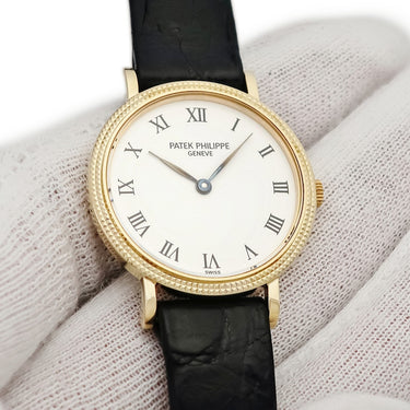 腕時計 パテックフィリップ PATEK PHILIPPE カラトラバ 4819J クオーツ レディース K18YG無垢 ホワイト 白 ローマン クル・ド・パリベゼル