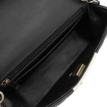 シャネル CHANEL マトラッセ20 ブラック×ホワイト レザー ショルダーバッグ シャンパンゴールド金具 黒 チェーンショルダー バイカラー