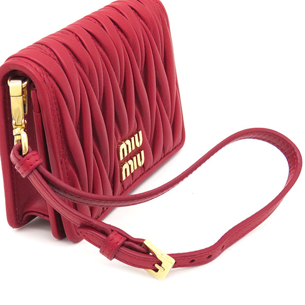 ミュウミュウ MIU MIU マテラッセ 5MC107 ロッソ レザー カード