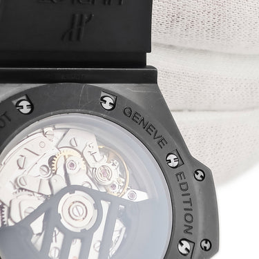 腕時計 ウブロ HUBLOT キングパワー フドロワイヤント オールブラック 715.CI.1110.RX 自動巻き メンズ OH済 クロノグラフ 限定