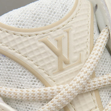 ルイヴィトン LOUIS VUITTON LV オリンピア 1AHOL1 デュンヌベージュ パテントモノグラムキャンバス #36 スニーカー シルバー金具 白