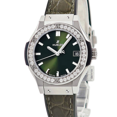腕時計 ウブロ HUBLOT クラシック フュージョン チタニウム 581.NX.8970.LR.1104 クオーツ レディース 純正ダイヤ グリーン デイト